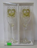Свадебные бокалы Голуби на золотом сердце фото в интернет-магазине Волшебный праздник